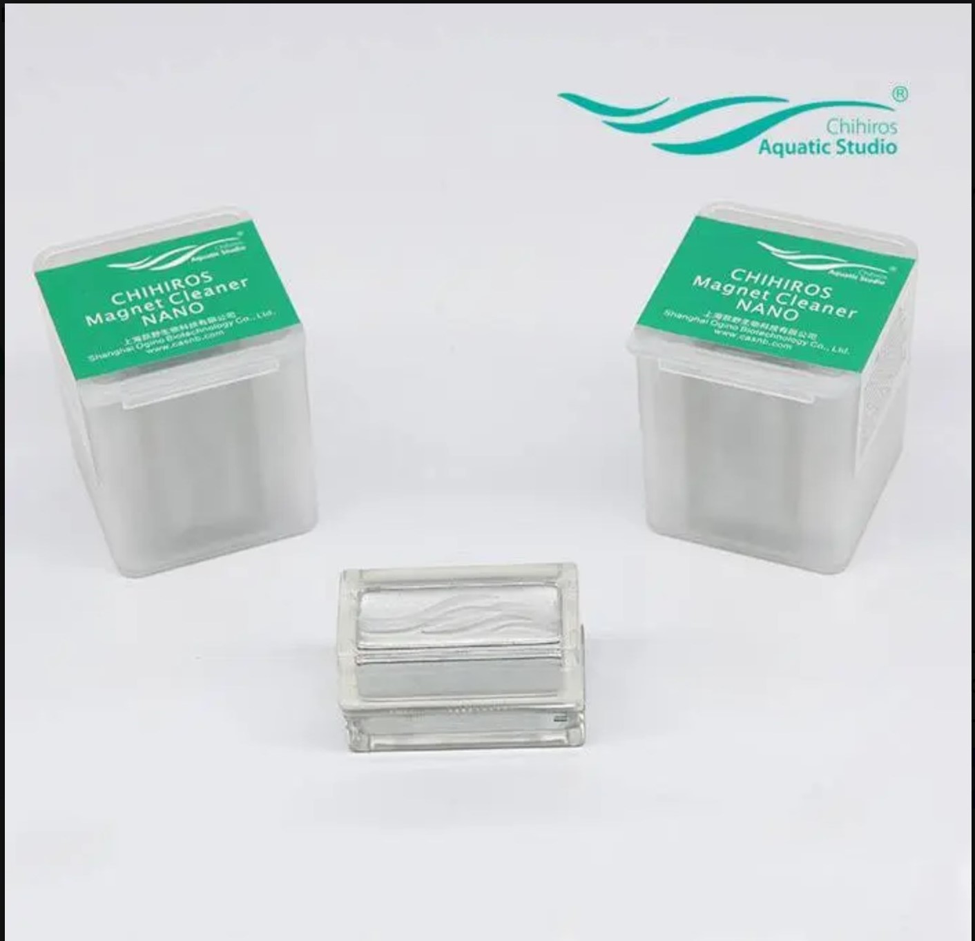 Chùi kính hồ Chihiros Nano