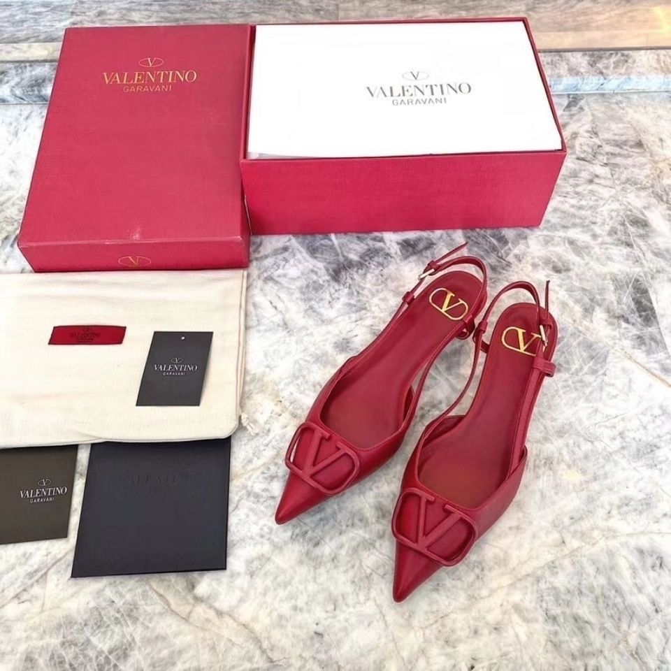 2022 Summer New Valentinoˉ Style Back Strap Shallow Mouth Pointed Thin Heel Sandals Logo Buckle High Heel Shoes