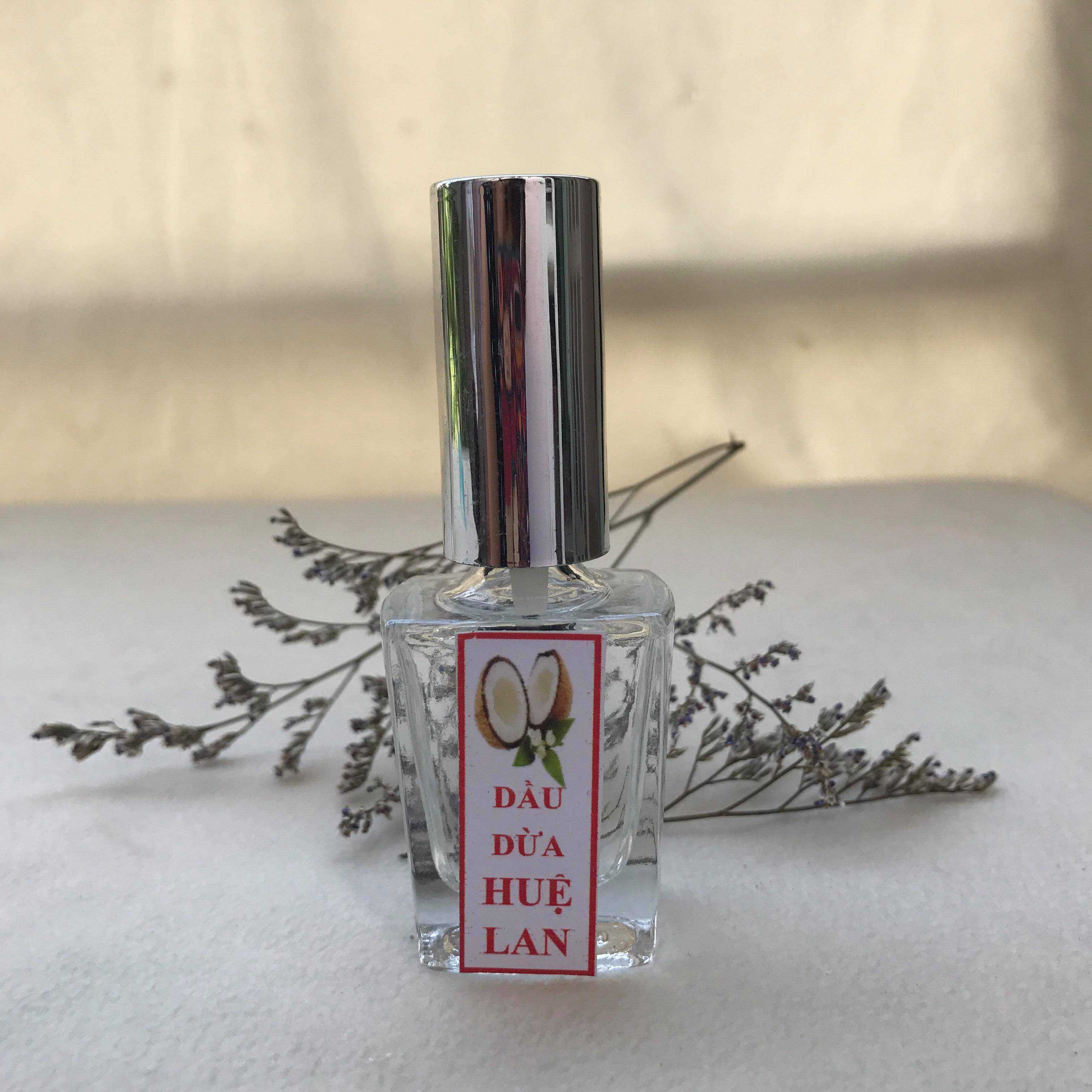 Dưỡng Móng Tay Dầu Dừa Nguyên Chất Huệ Lan ( chai 10 ml)