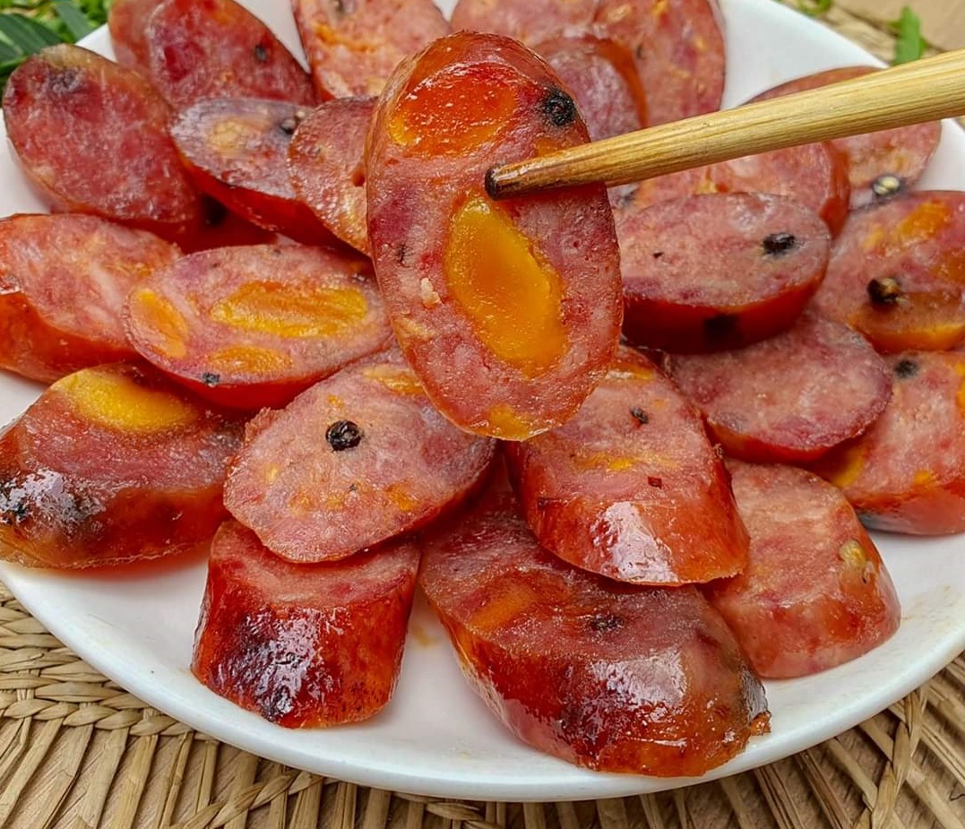 Lạp Xưởng Hồ Lô Trứng Muối Cai Lậy