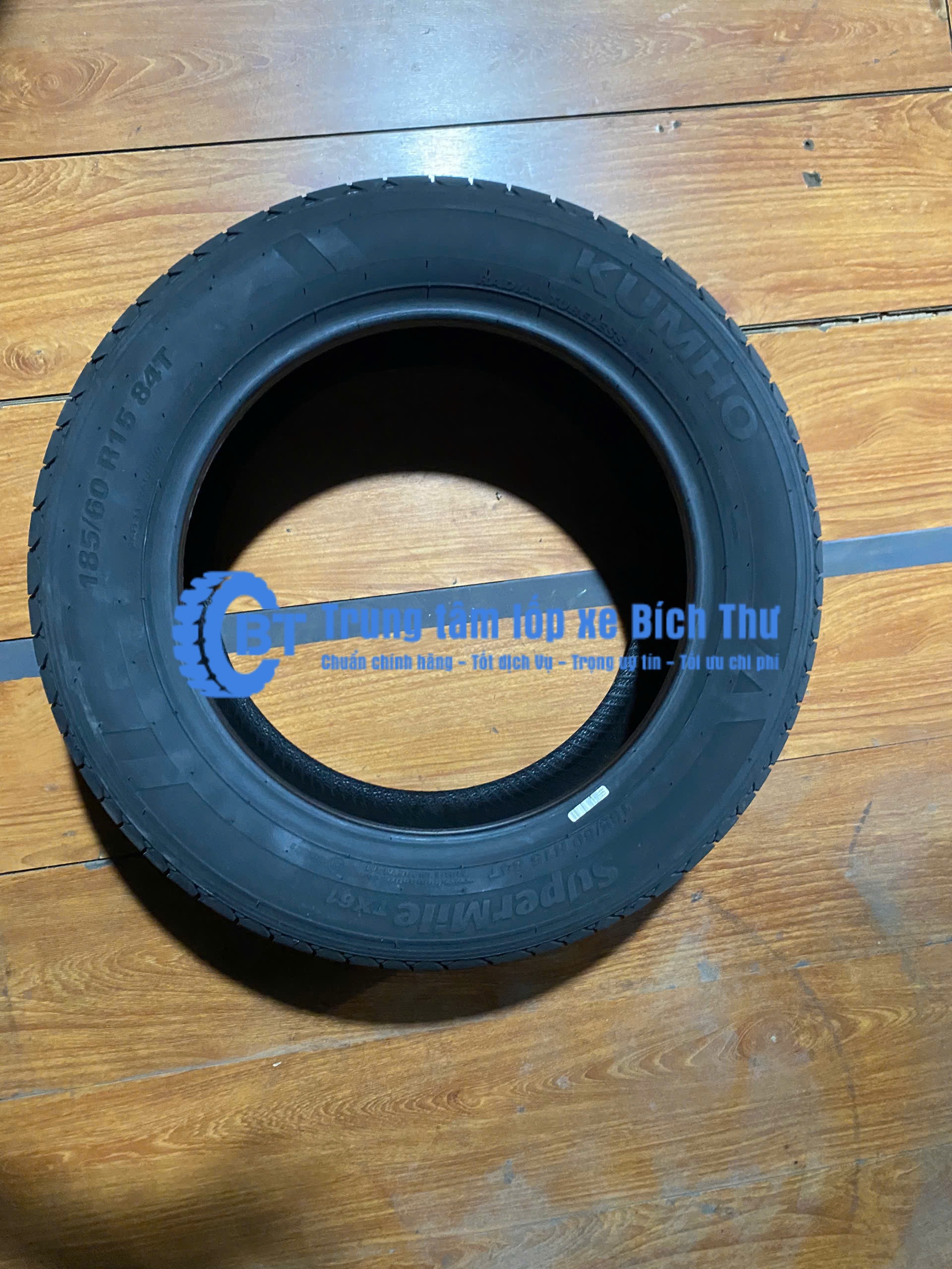Lốp Kumho 185/60R15 TX61