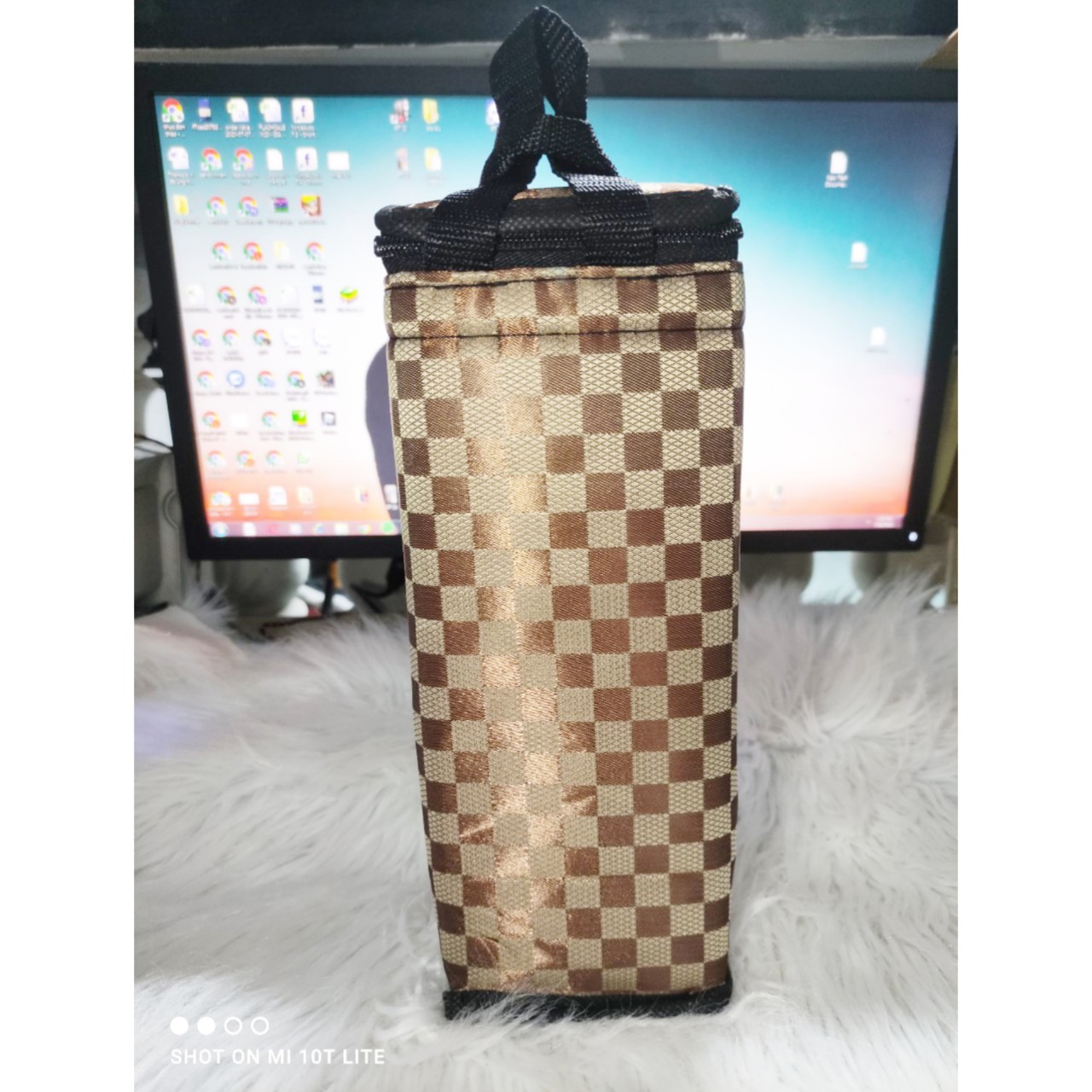 túi đựng bình nước dung tích 1500ml 28CM