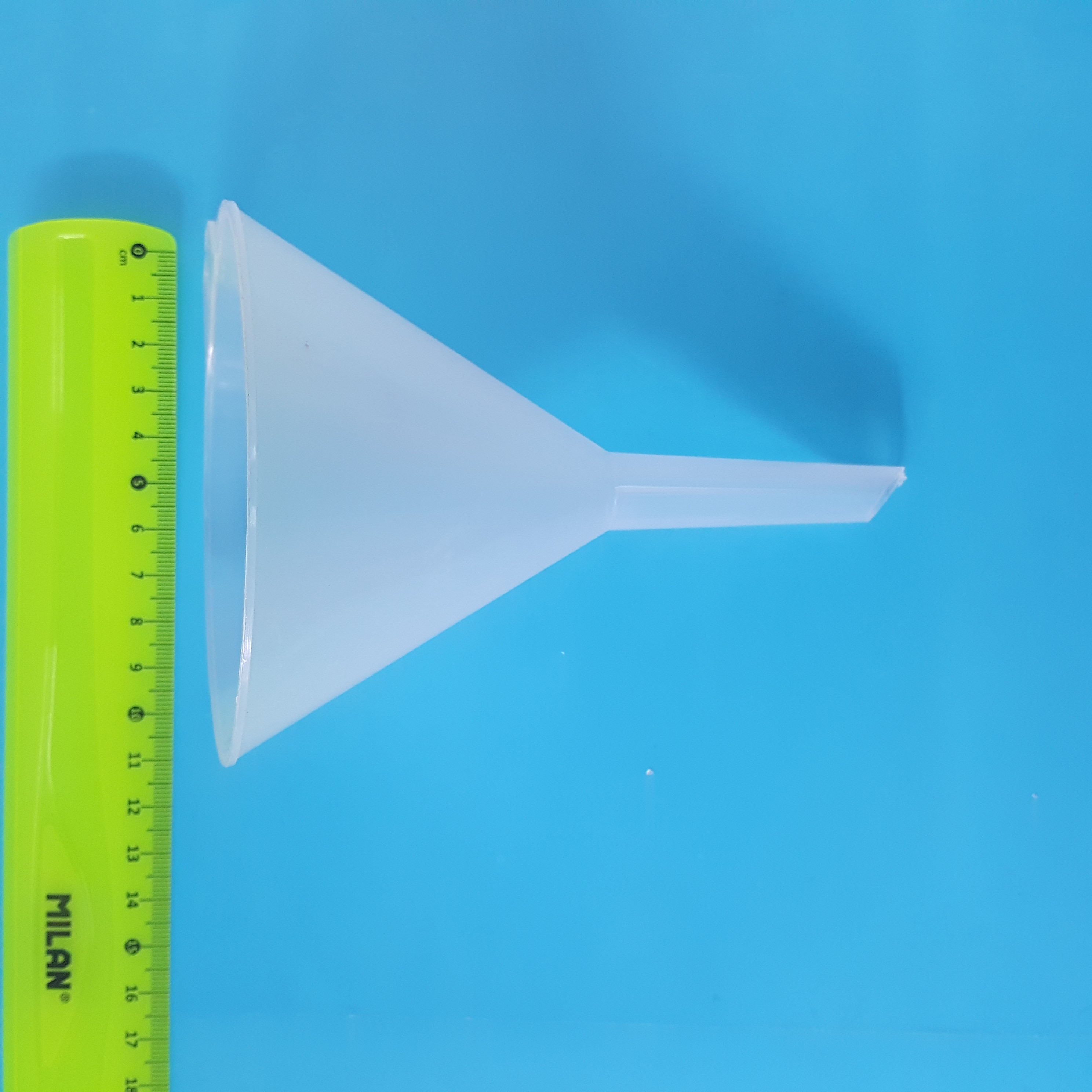 [Hcm]Plastic Experimental Funnel 6cm - 10cm