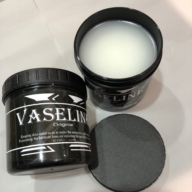 Vaseline đen 350gr lau mực xăm