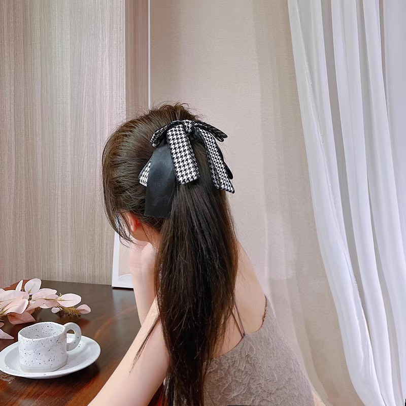 Cặp tóc dọc nơ caro nhiều tầng làm phồng tóc thanh lịch - Y143