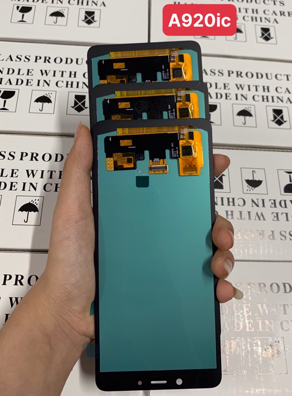 Màn hình oled full Galaxy A9 2018 / A920 màu đen (chất lượng như zin)