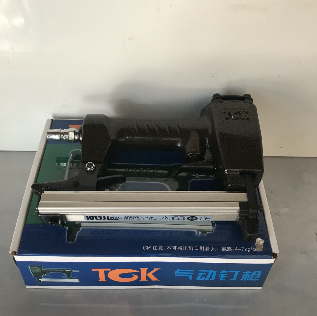 [HCM]DỤNG CỤ BẮN ĐINH YÊN XE MÁY BẮN ĐINH U