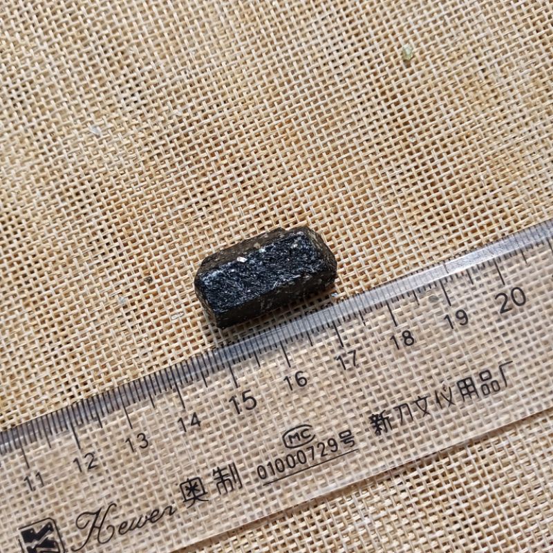 Tinh thể Black Tourmaline