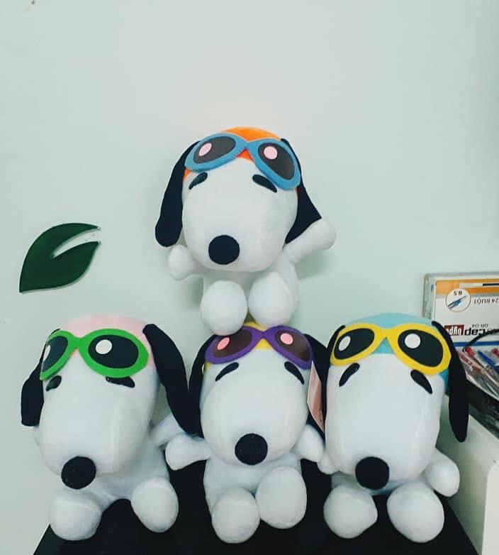 [HCM]Chó bông Snoopy đeo kính phi công màu sắc cực dễ thương