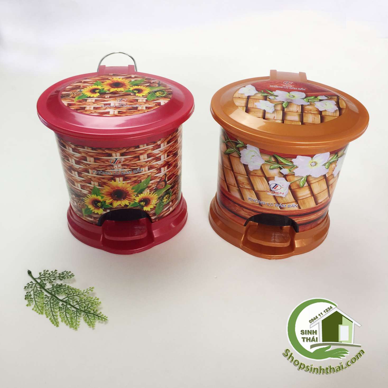 [HCM]Thùng đựng rác oval nhí có nắp đậy - 22cm