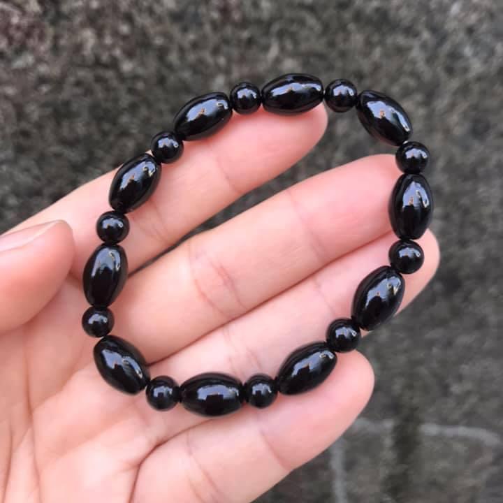 VÒNG TAY LU THỐNG MÃ NÃO ĐEN 8LY