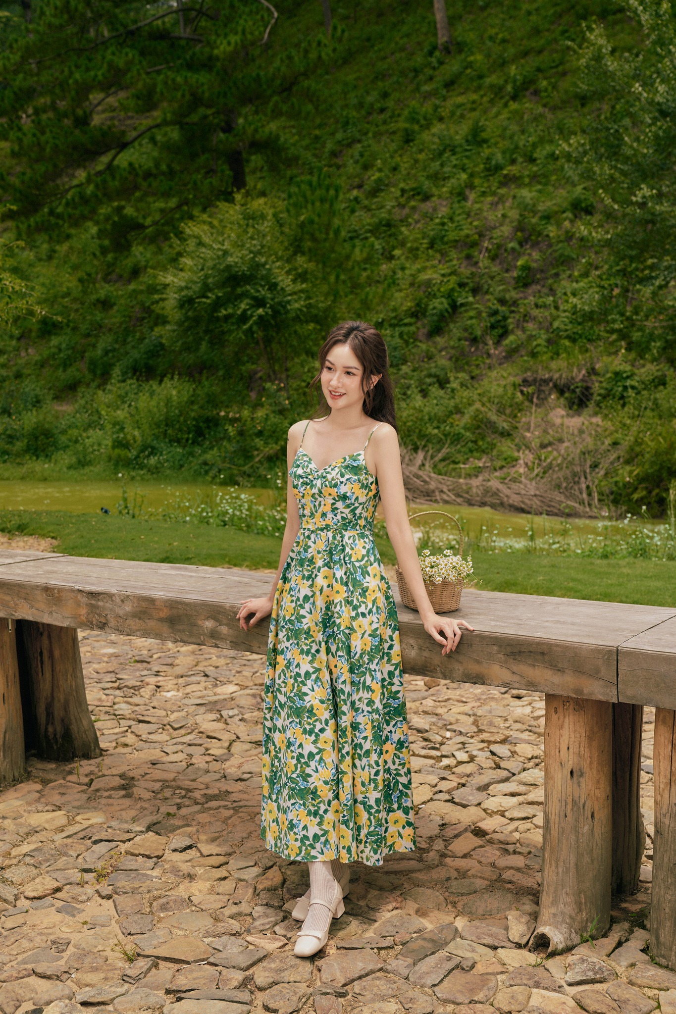 [Nhập mã: 66FALAZSOCIAL80] OLV - Đầm maxi hoa 2 dây Claudia Fleur Dress