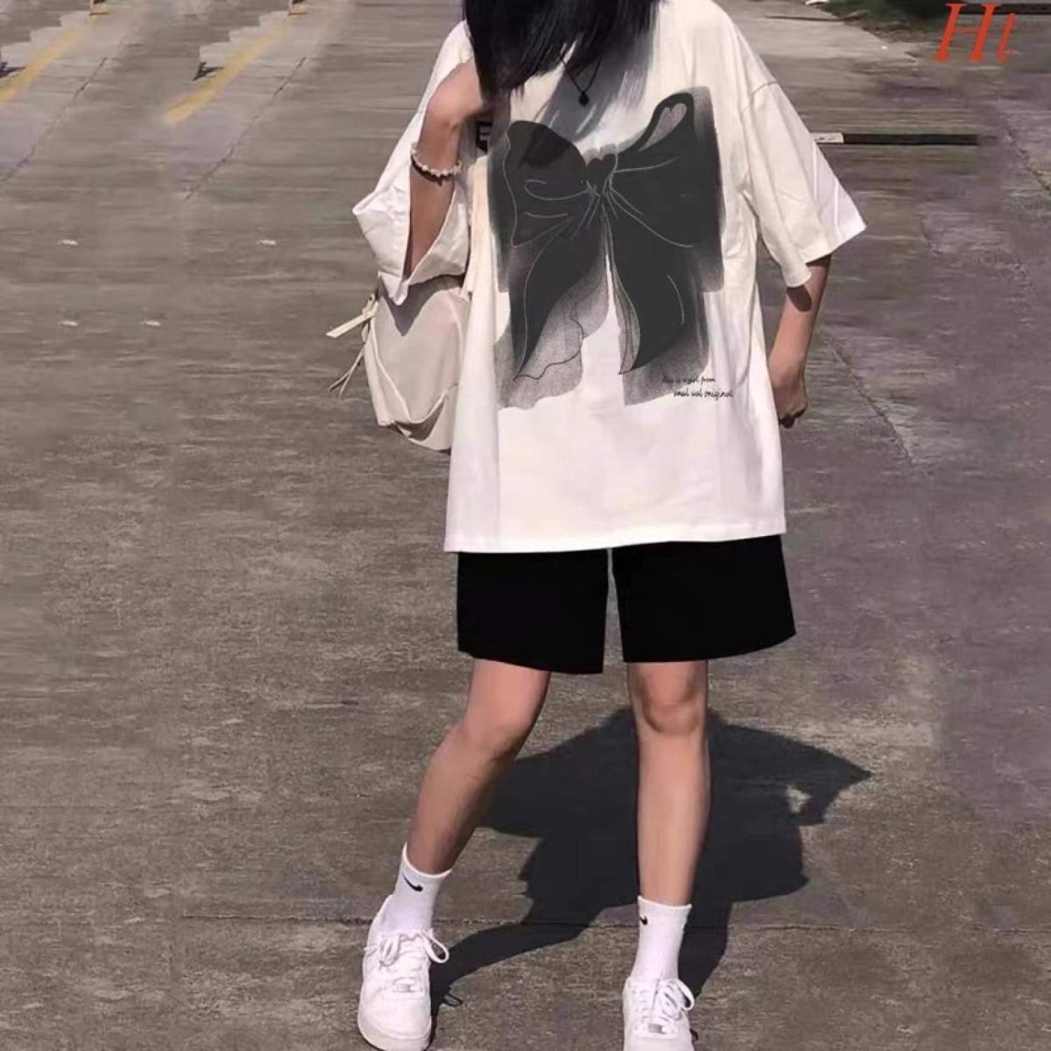 Sét áo phông nơ to + quần đùi trơn