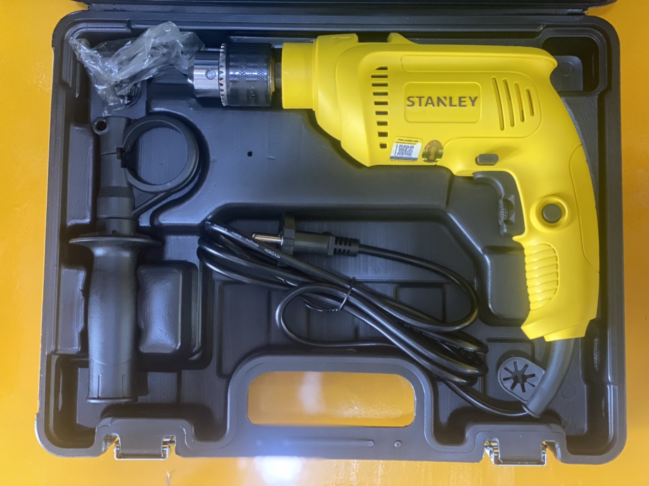 Máy khoan cầm tay 600W Stanley SDH600K