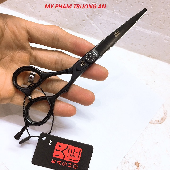Kéo cắt tóc Nhật Bản Kai 6.0 inch màu đen(tặng kèm ví kéo)