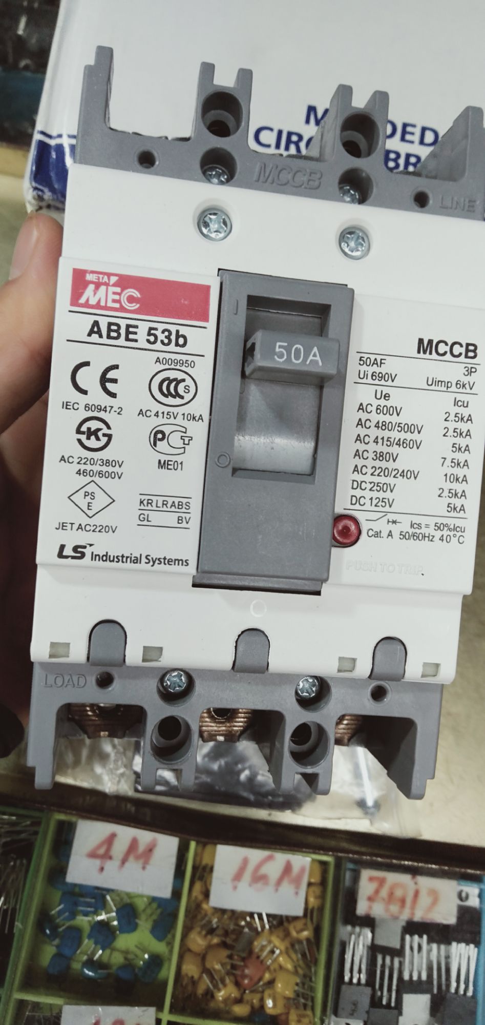 Aptomat Hộp ABE 53b 50A 3pha