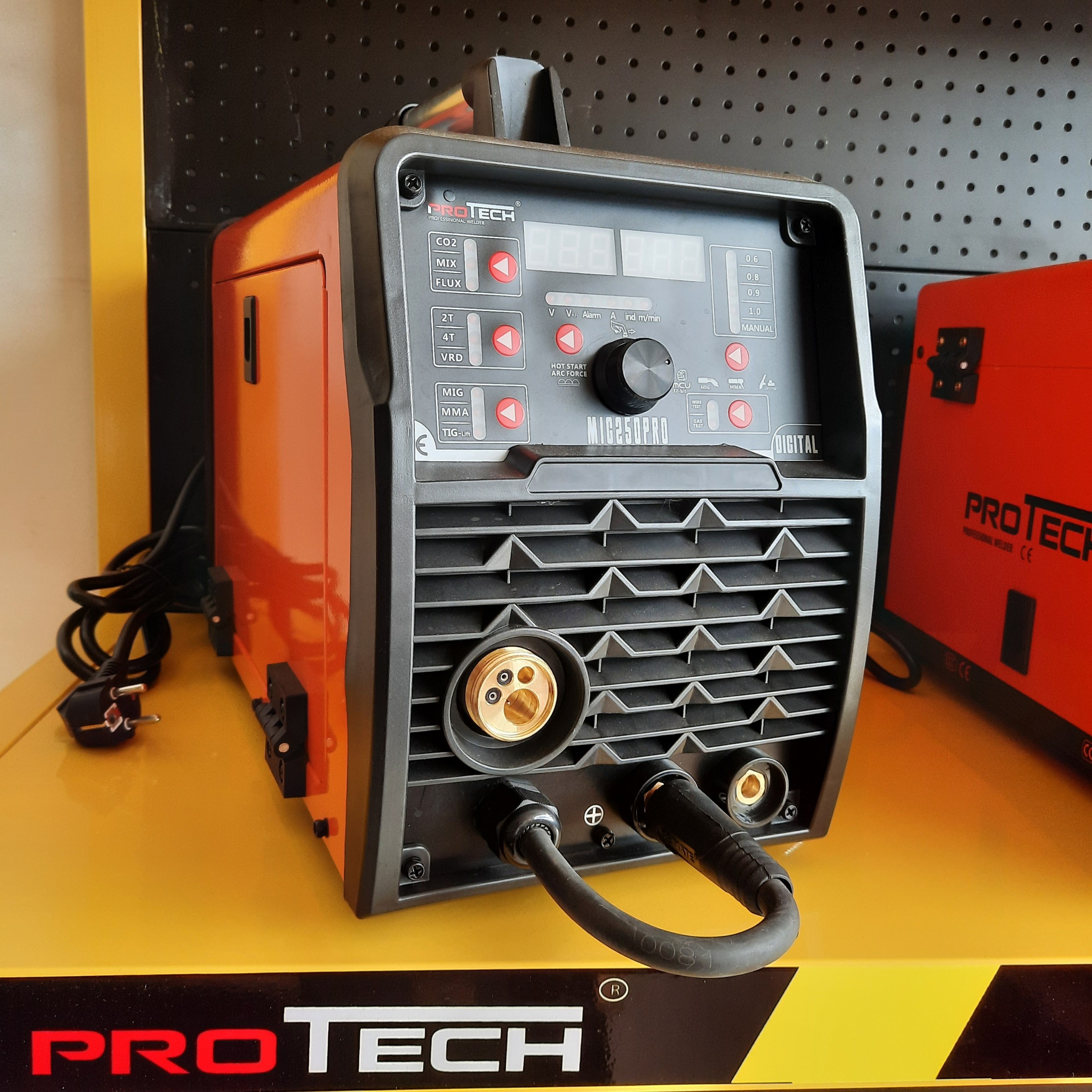 [HCM]Máy hàn Mig  3 chức năng Protech 250Pro- Full phụ kiện