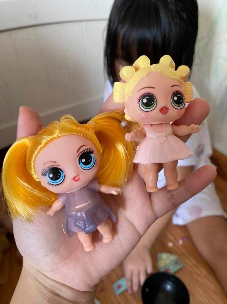 Trứng búp bê LOL kèm phụ kiện