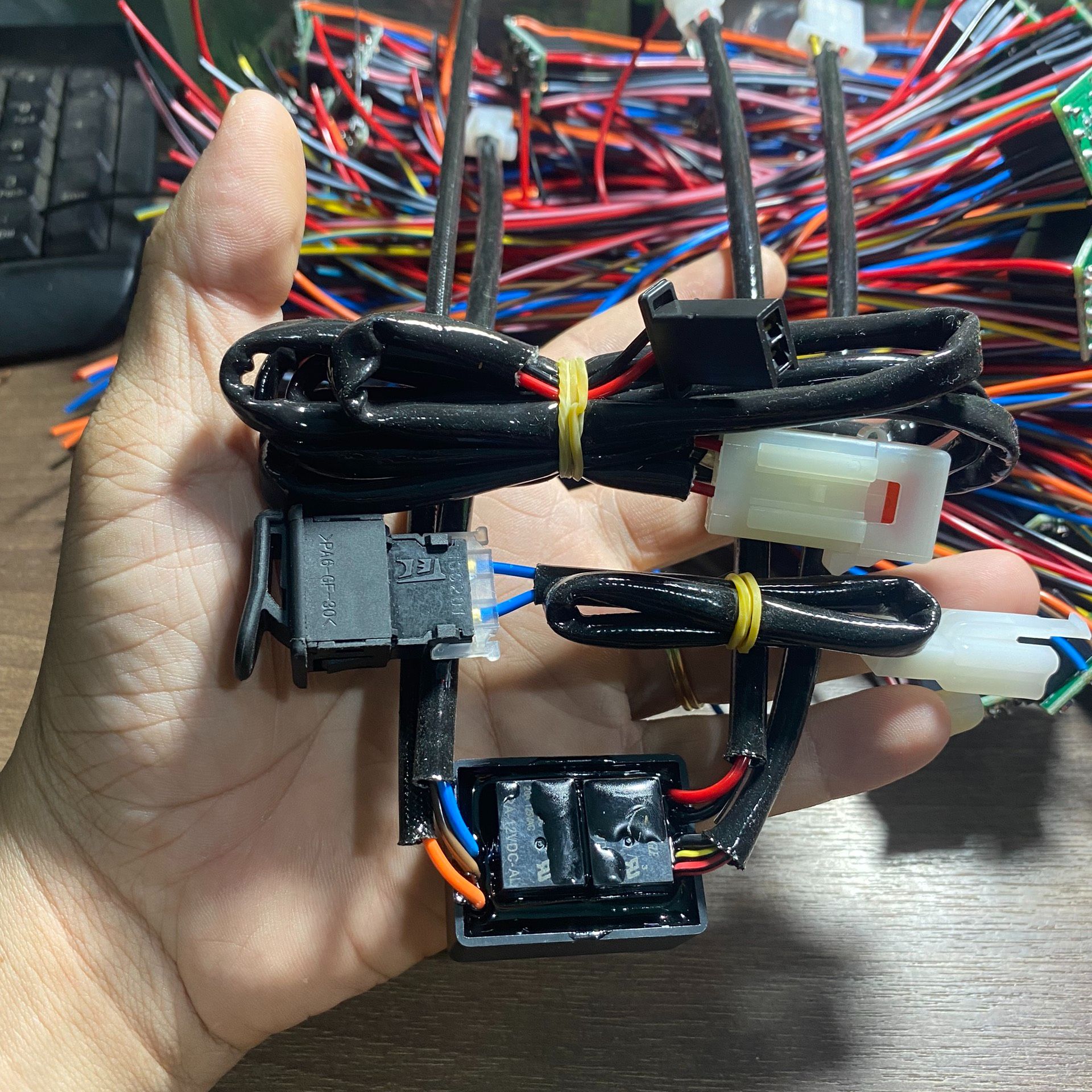 TV06 - Mạch Bi Mini Passing đèn trợ sáng Bi Mini Vàng/Trắng, Mạch bimini auto passing, NÚT RỜI