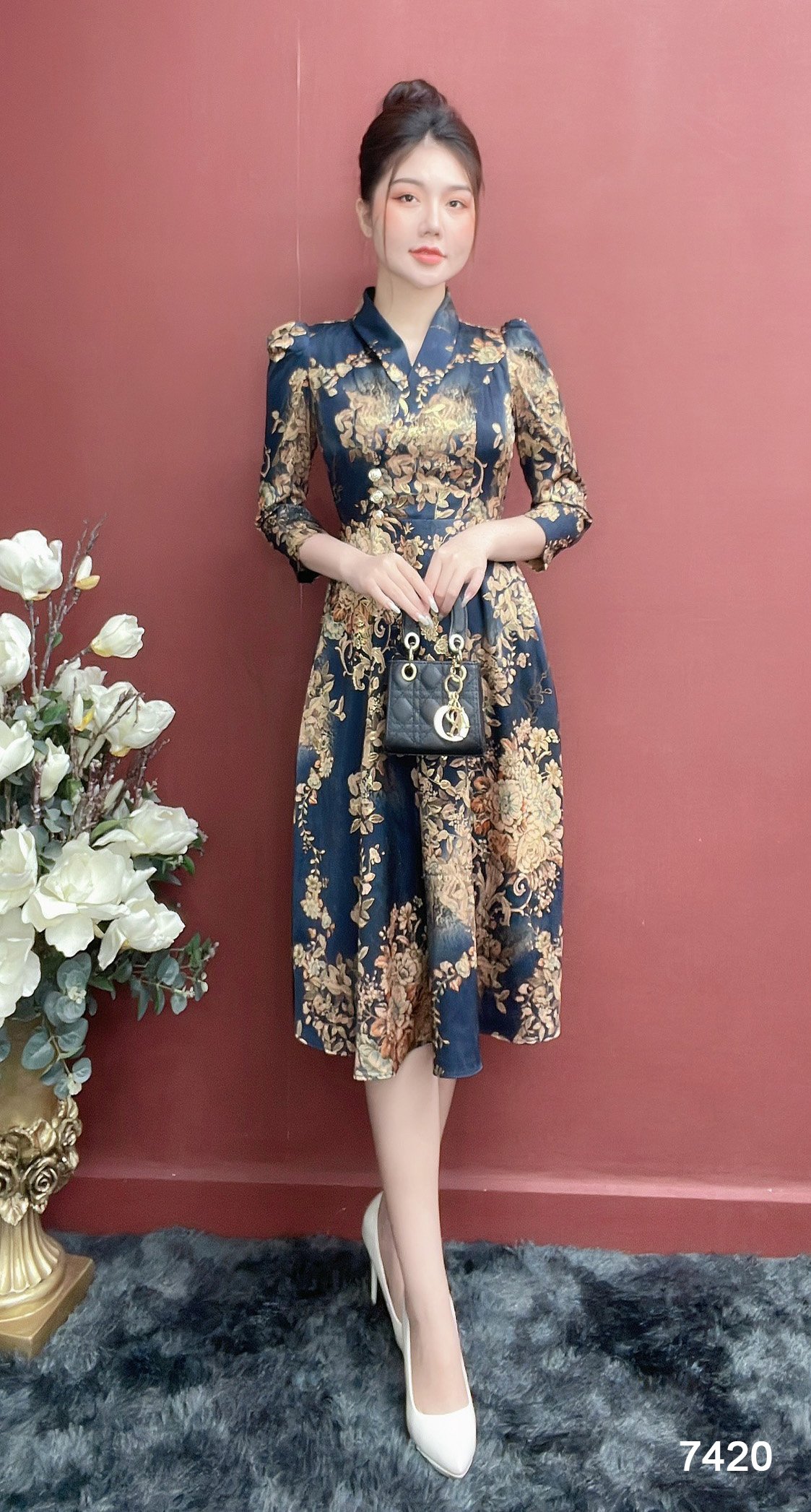 Đầm EMY EM7420 Xoè Midi Lụa Vân Pháp LVP Xanh Đen
