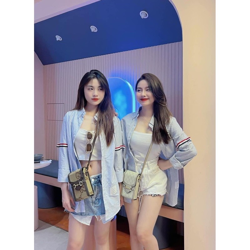 Áo sơ mi kẻ xanh, tay vạch quốc dân