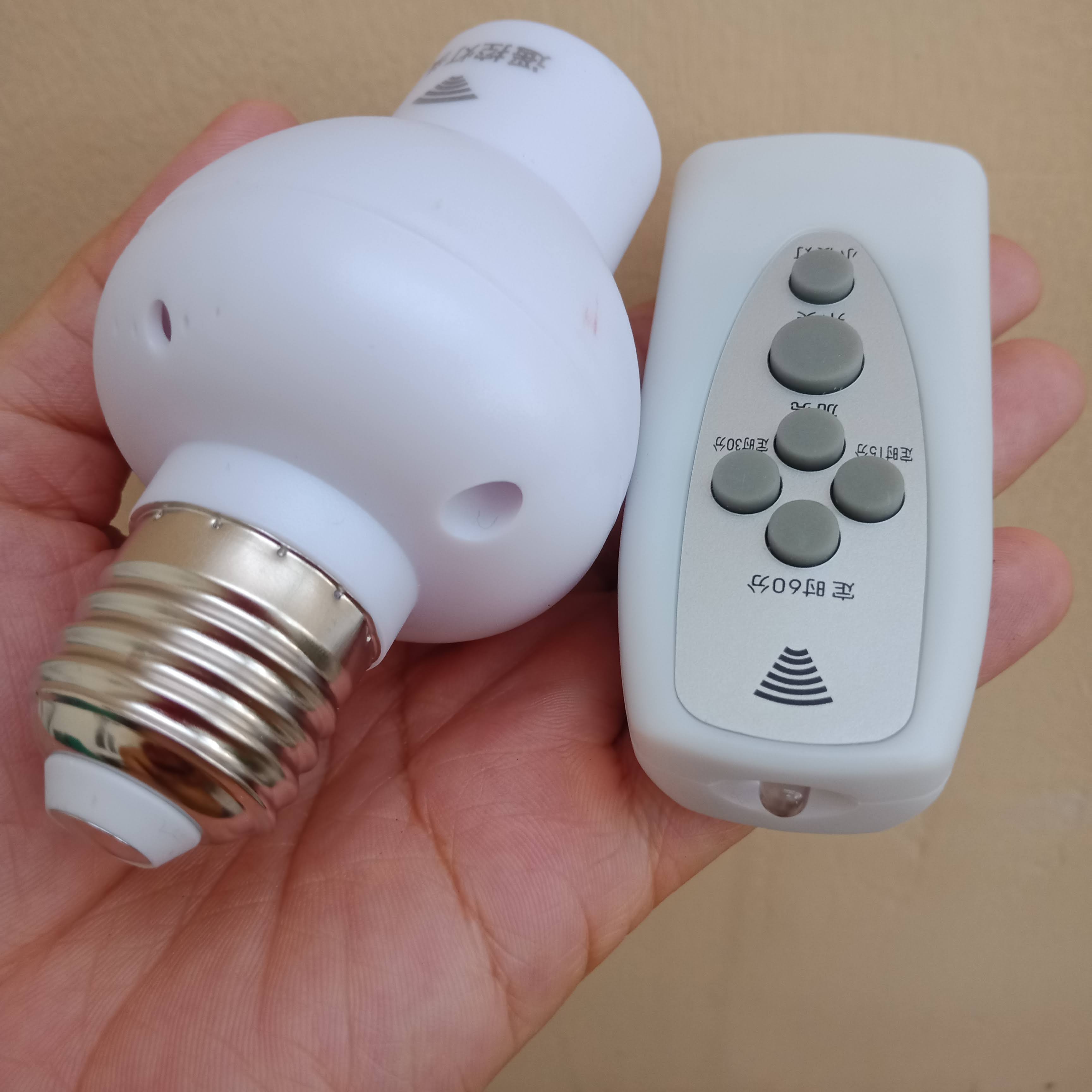 [Tặng Pin] Bộ đuôi đèn bật tắt từ xa bằng Remote, có hẹn giờ tắt