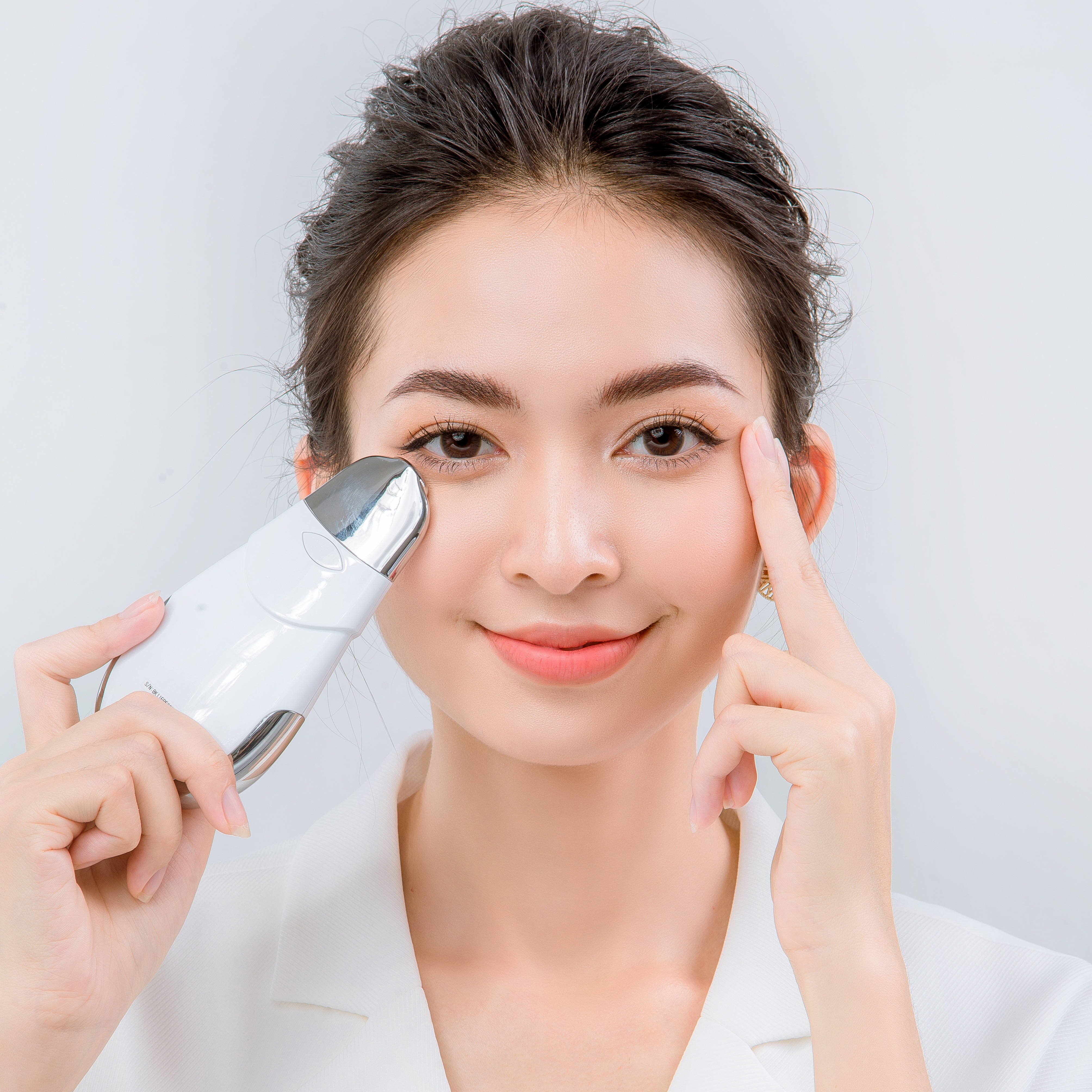 Máy chăm sóc da và cơ thể chuyên sâu EP-500