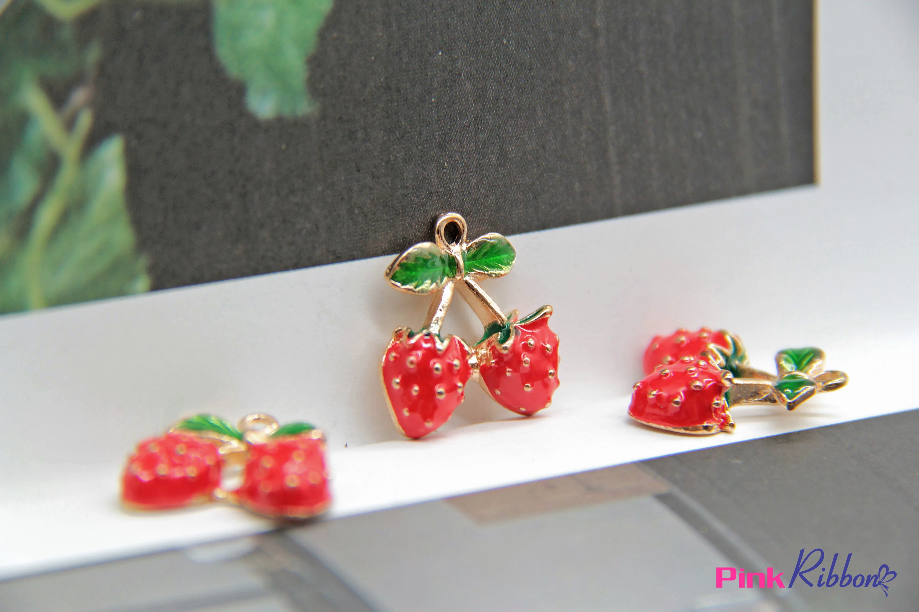 Charm chùm dâu tây cao cấp 1.7cm