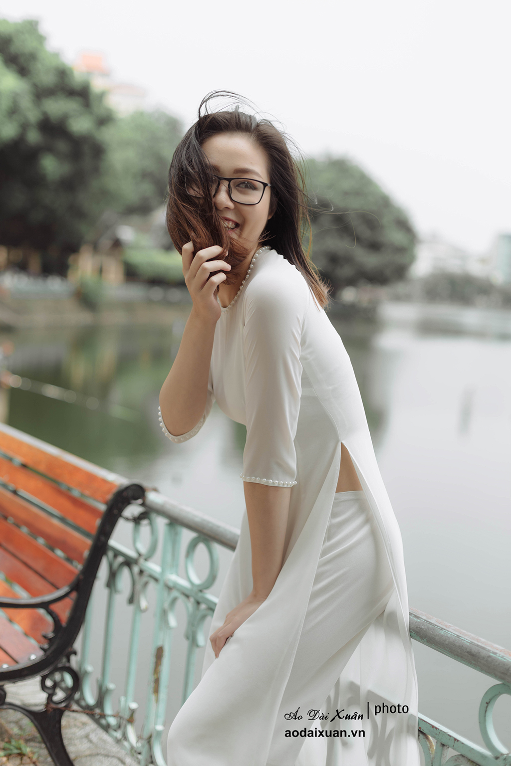 Áo dài trắng 4 tà vải voan chiffon - 200701