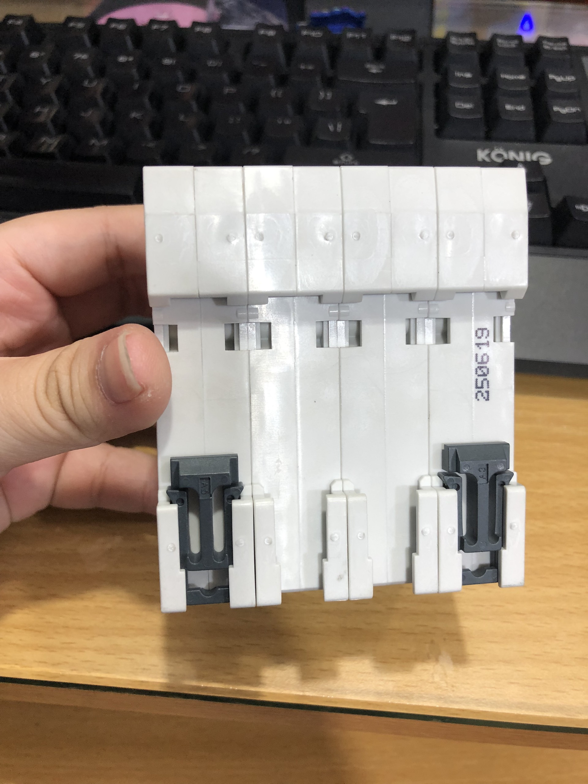 Cầu dao tự động (Aptomat) Panasonic 4 pha BBD4404CNV (25A-40A-50A-63A) - Hàng chính hãng