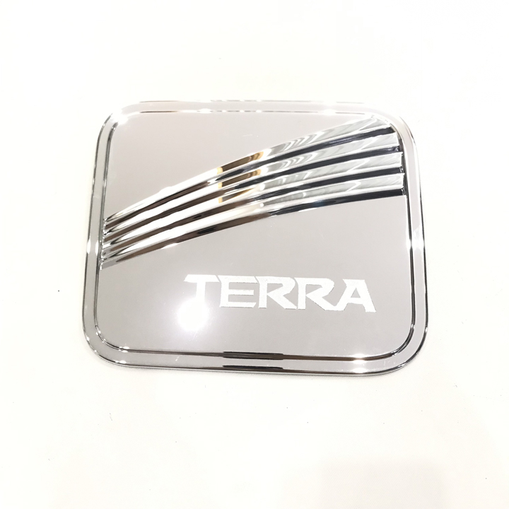Ốp nắp đậy bình xăng Nissan Terra
