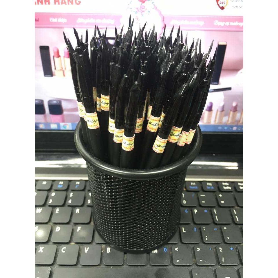 Cọ kẻ mắt nước Black Style cam kết hàng đúng mô tả chất lượng đảm bảo an toàn đến sức khỏe người sử dụng
