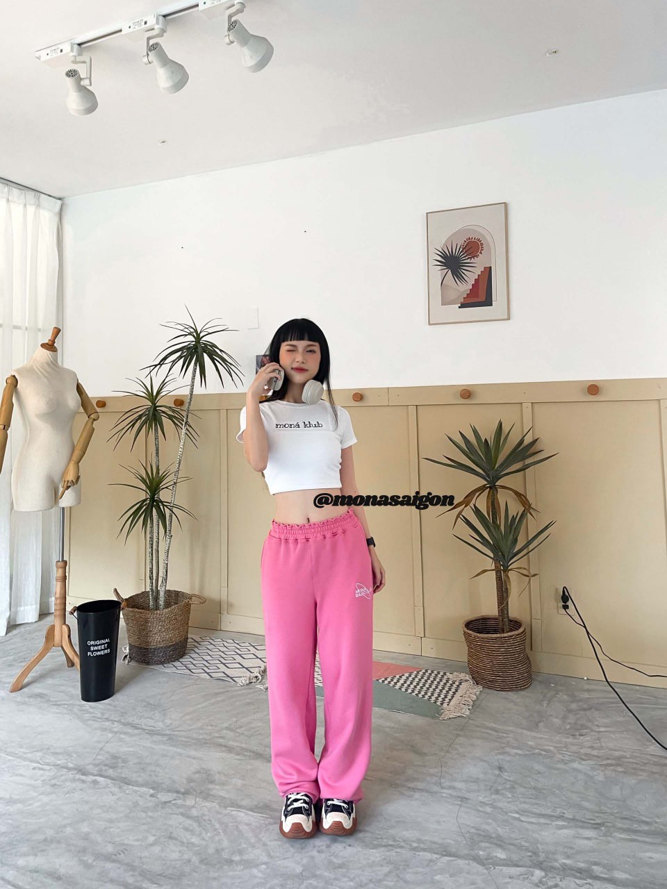 [VOUCHER 12%/149K] Áo croptop thun MONÁ - KLUB