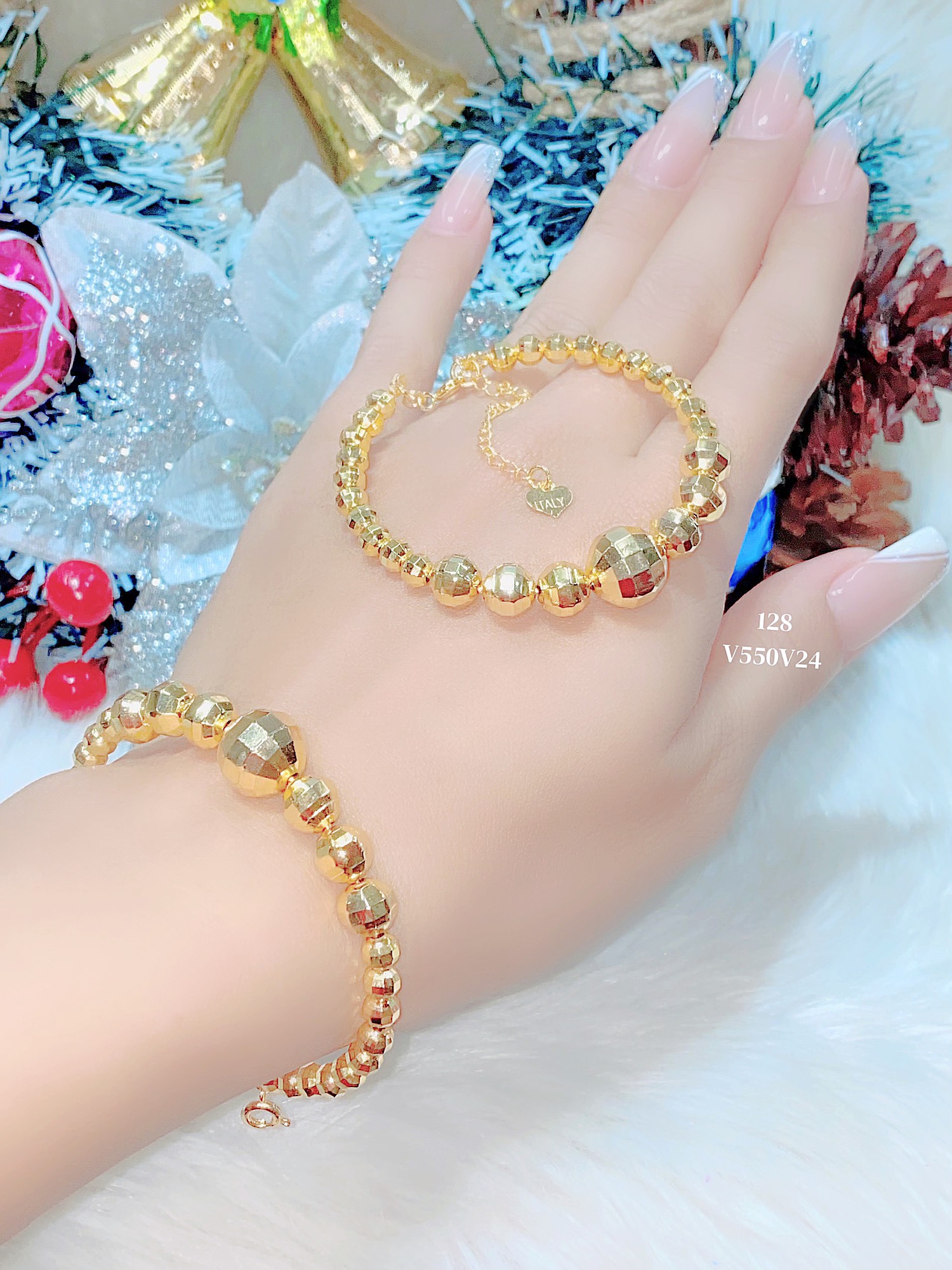 V550 - Vòng tay nữ UHA, lắc tay bền màu thiết kế cao cấp sáng lấp lánh