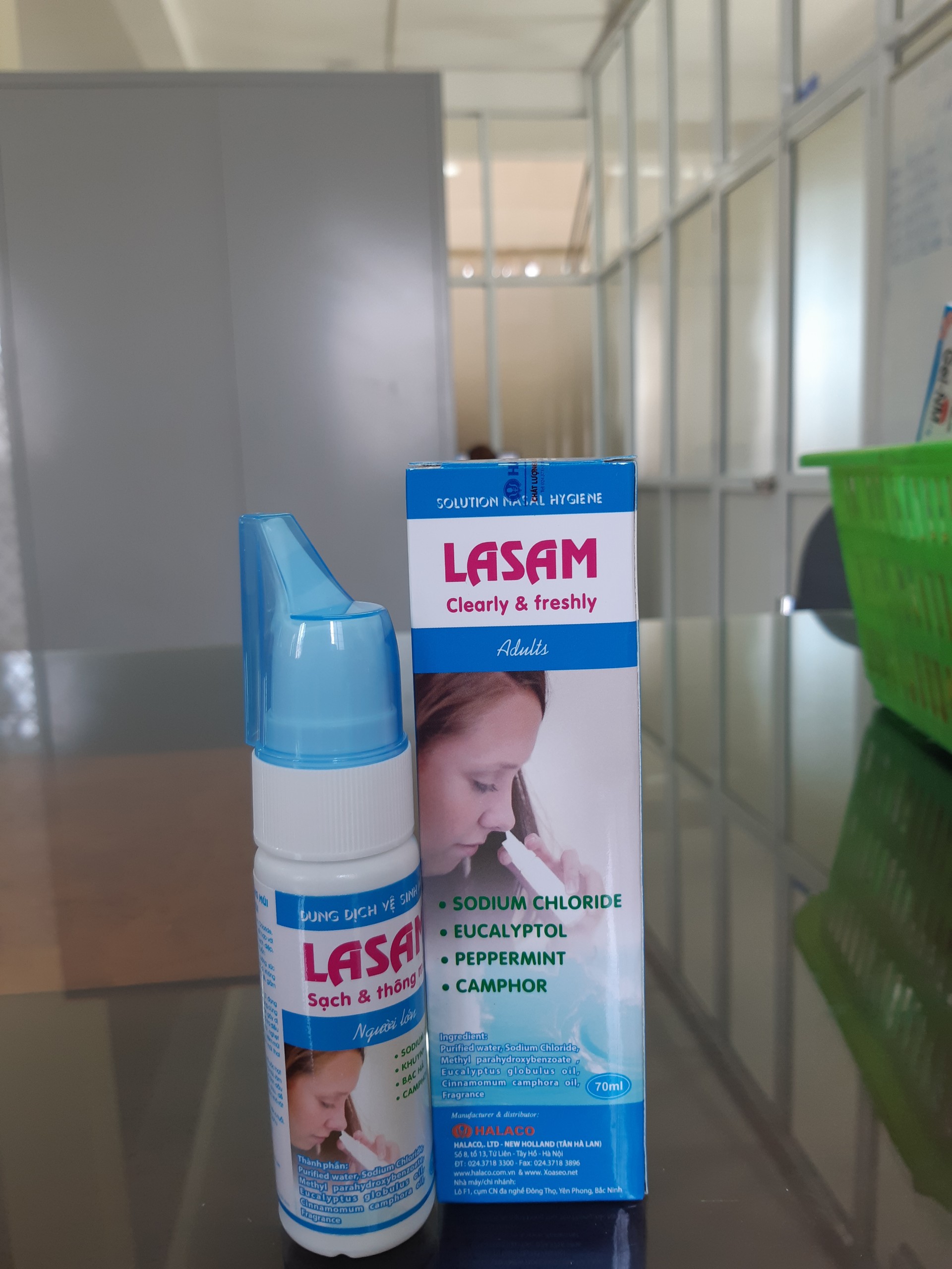 Xịt mũi Lasam giành cho người lớn