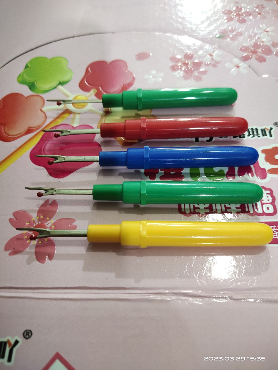 cây tháo chỉ khuy tháo chỉ bọ