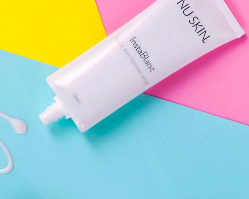 Sữa dưỡng trắng da nuskin instalanc