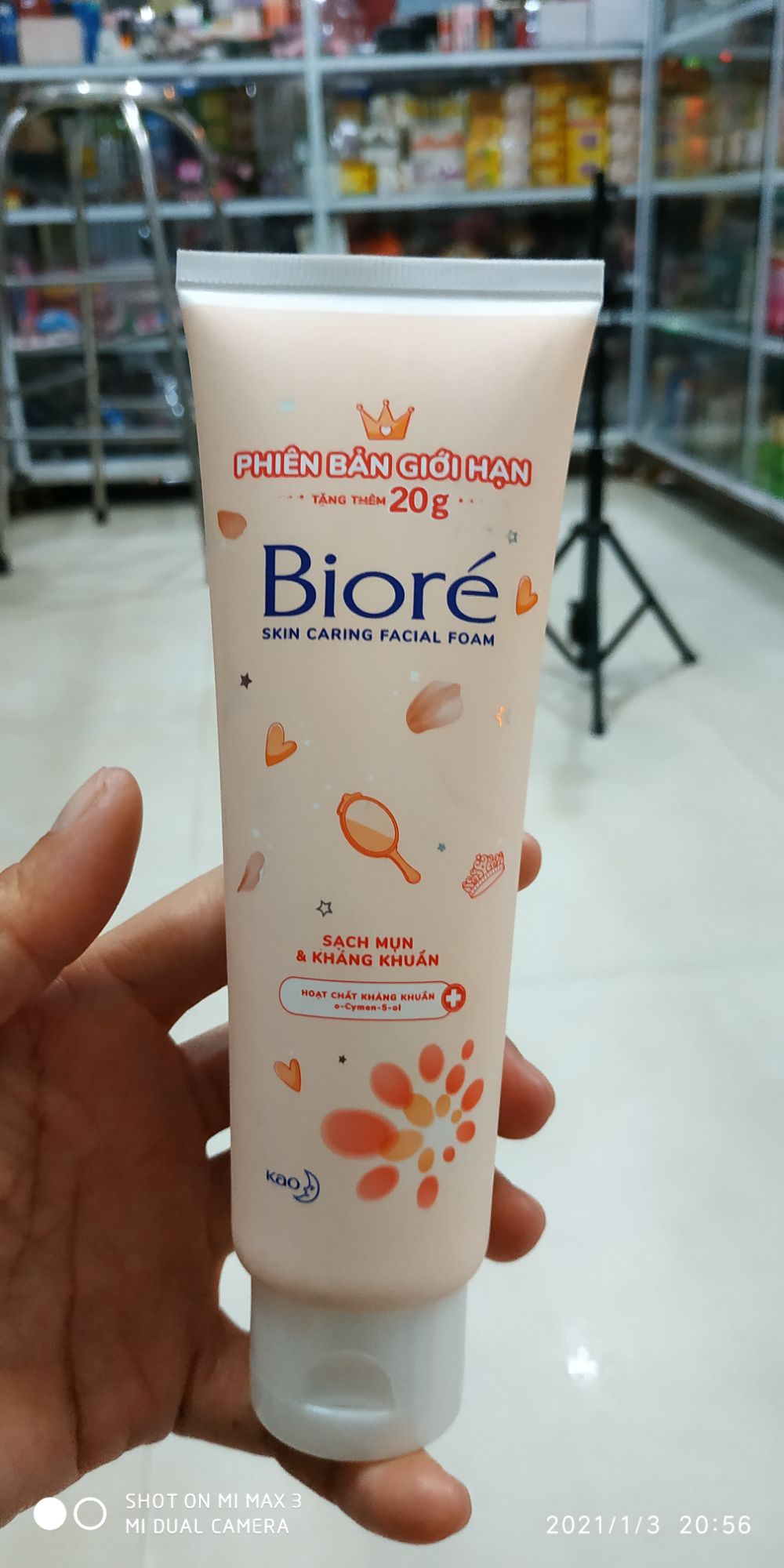 [HCM]SỮA RỬA MẶT"BIORÉ"100G SẠCH MỤN VÀ KHÁNG KHUẨN HIỆU QUẢ KHÔNG LÀM KHÔ DA