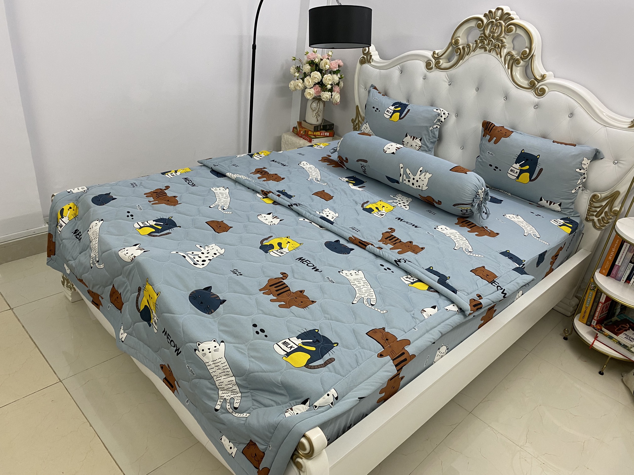 Bộ Drap thun Hàn Quốc loại 1 có mền 5 món ( 1 drap + 1 chăn chần bông + 3 áo gối)