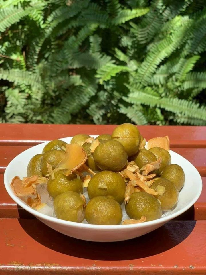 Sấu ngâm Hà Nội