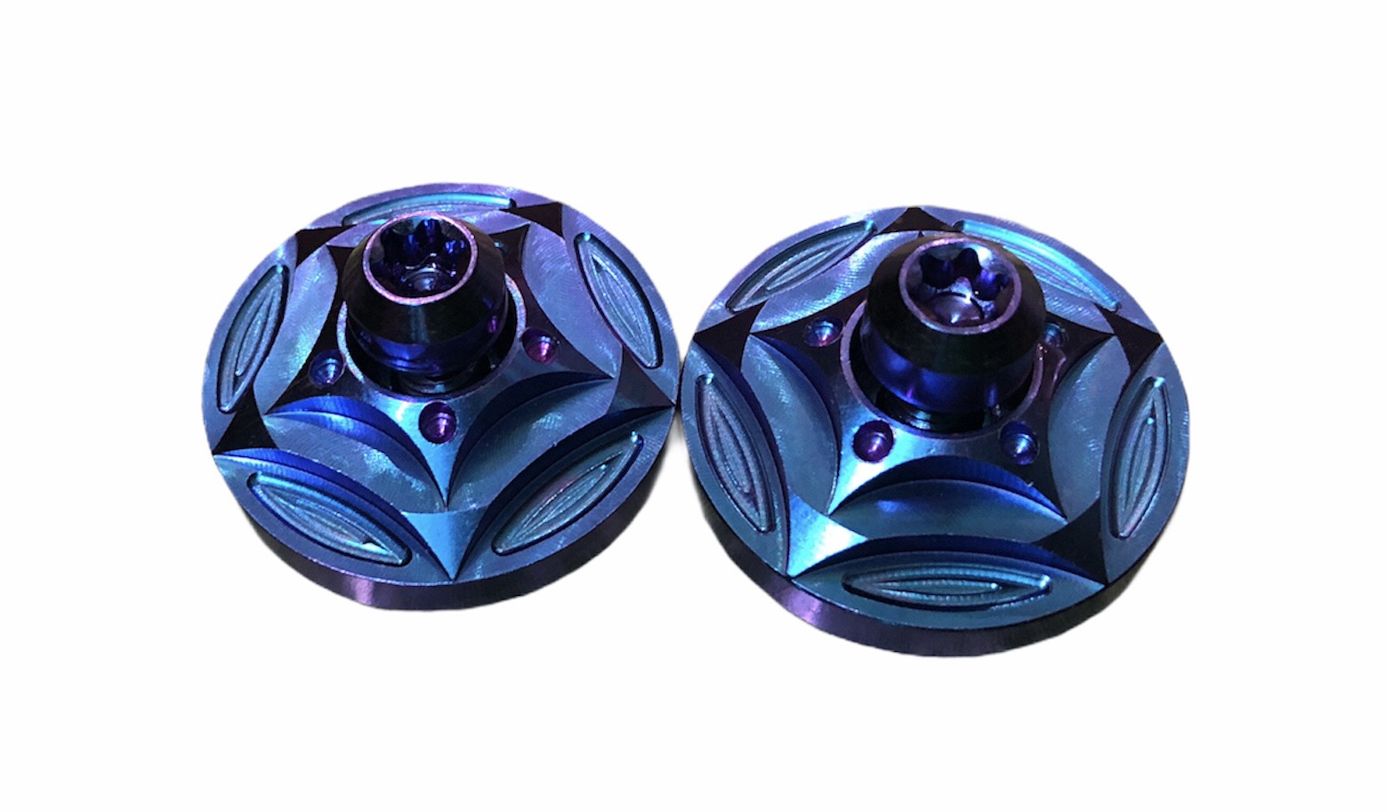 Gù Dày Titan Gr5 - Gắn Nón Bảo Hiểm Sơn