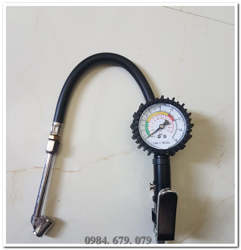 Tay bơm lốp 2 đầu ô tô, xe máy