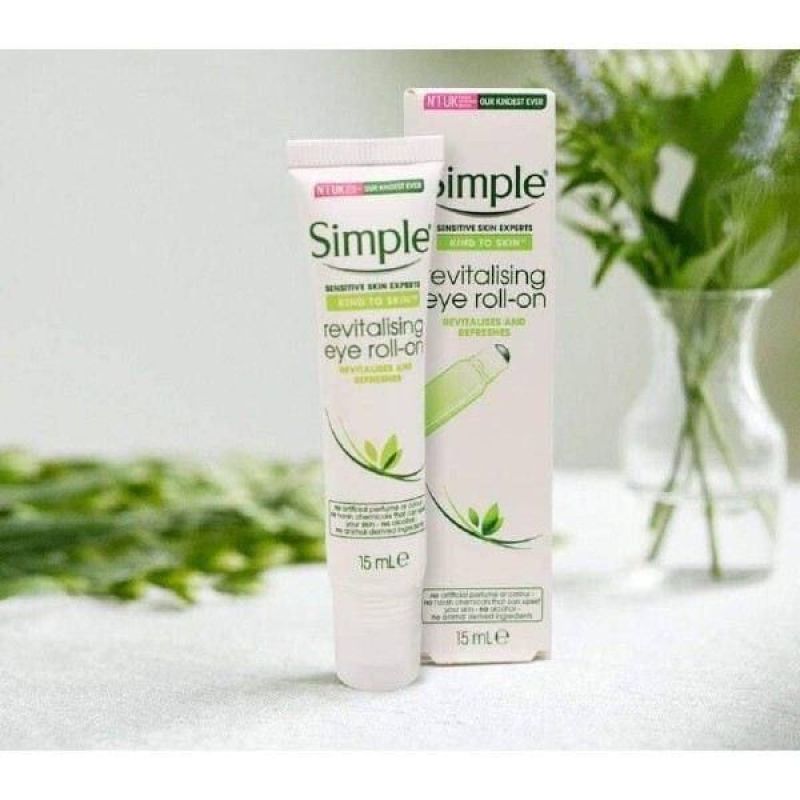 Kem Dưỡng Mắt Simple Kind To Skin Cream - Revitalising Eye Roll-On 15 ml (Hộp) giá rẻ