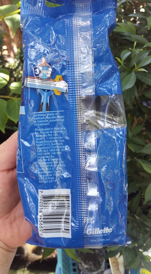 set 8 dao cạo râu Gillette Blue3 Smooth(bì gồm 8 cây lẻ)