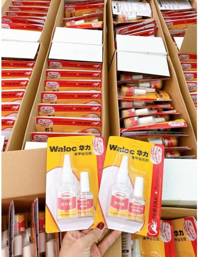 Keo Waloc gắn nail siêu chắc