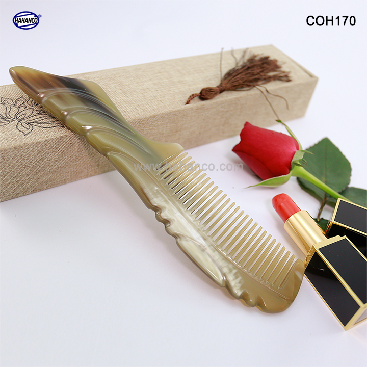 Lược sừng xuất Nhật (Size: L - 20cm) Đuôi cá Koi - COH170