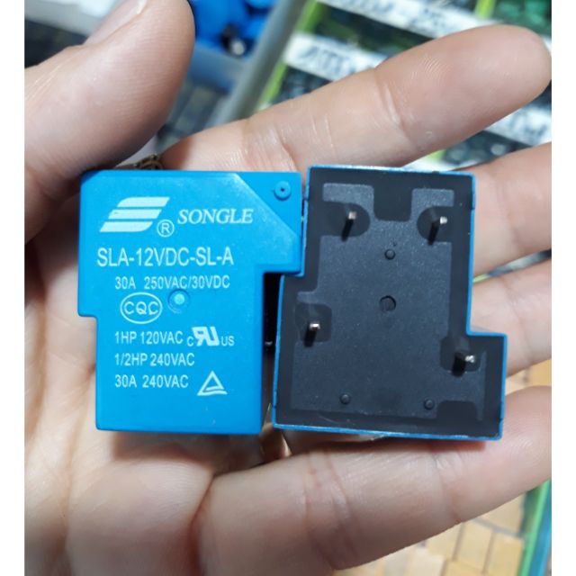 Rơ le 12v -30a 4 chân