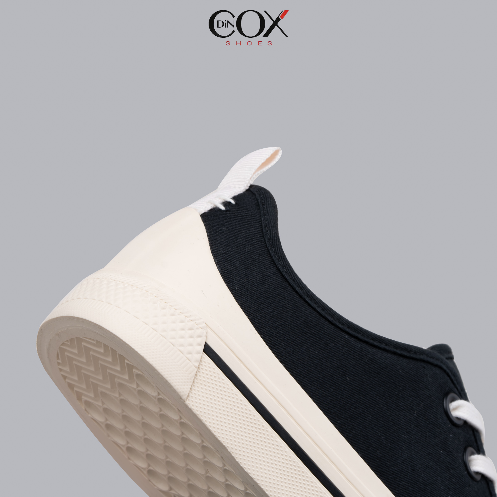 Giày Sneaker Unisex DINCOX Vải Canvas C20 BLACK
