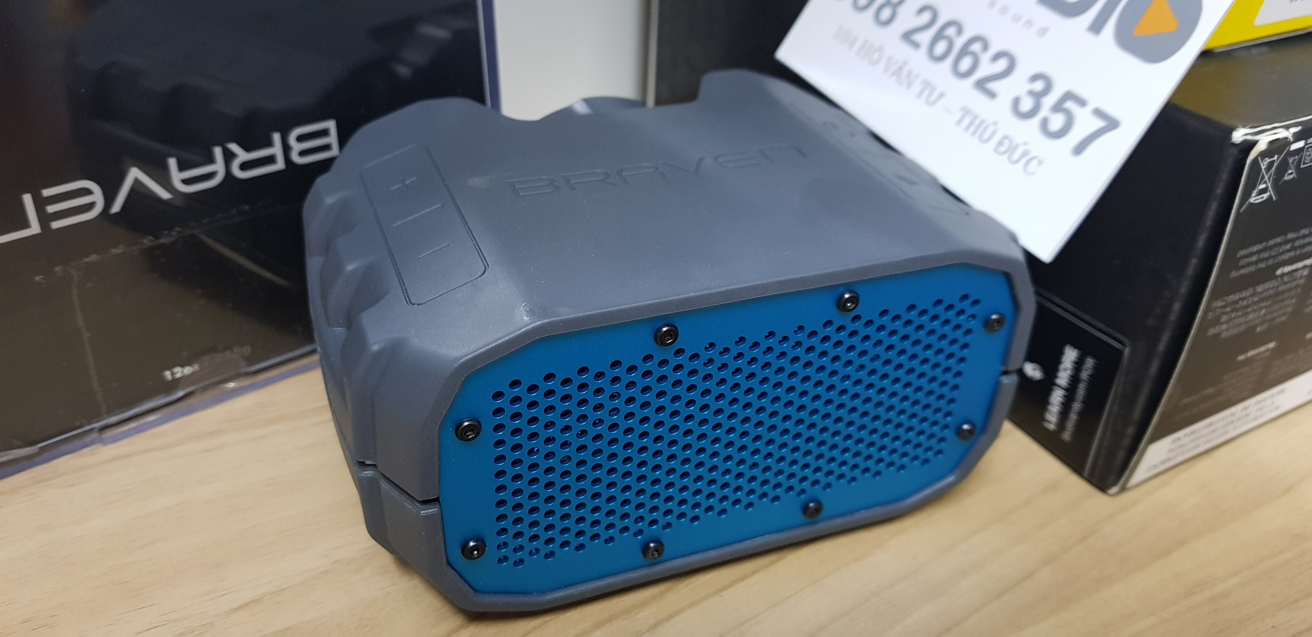 Loa di động Bluetooth BRAVEN BRV-1