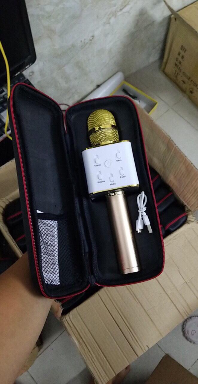 Micro Karaoke Kèm Loa Bluetooth Q7 - Hát Hay Giá Rẻ Dũng